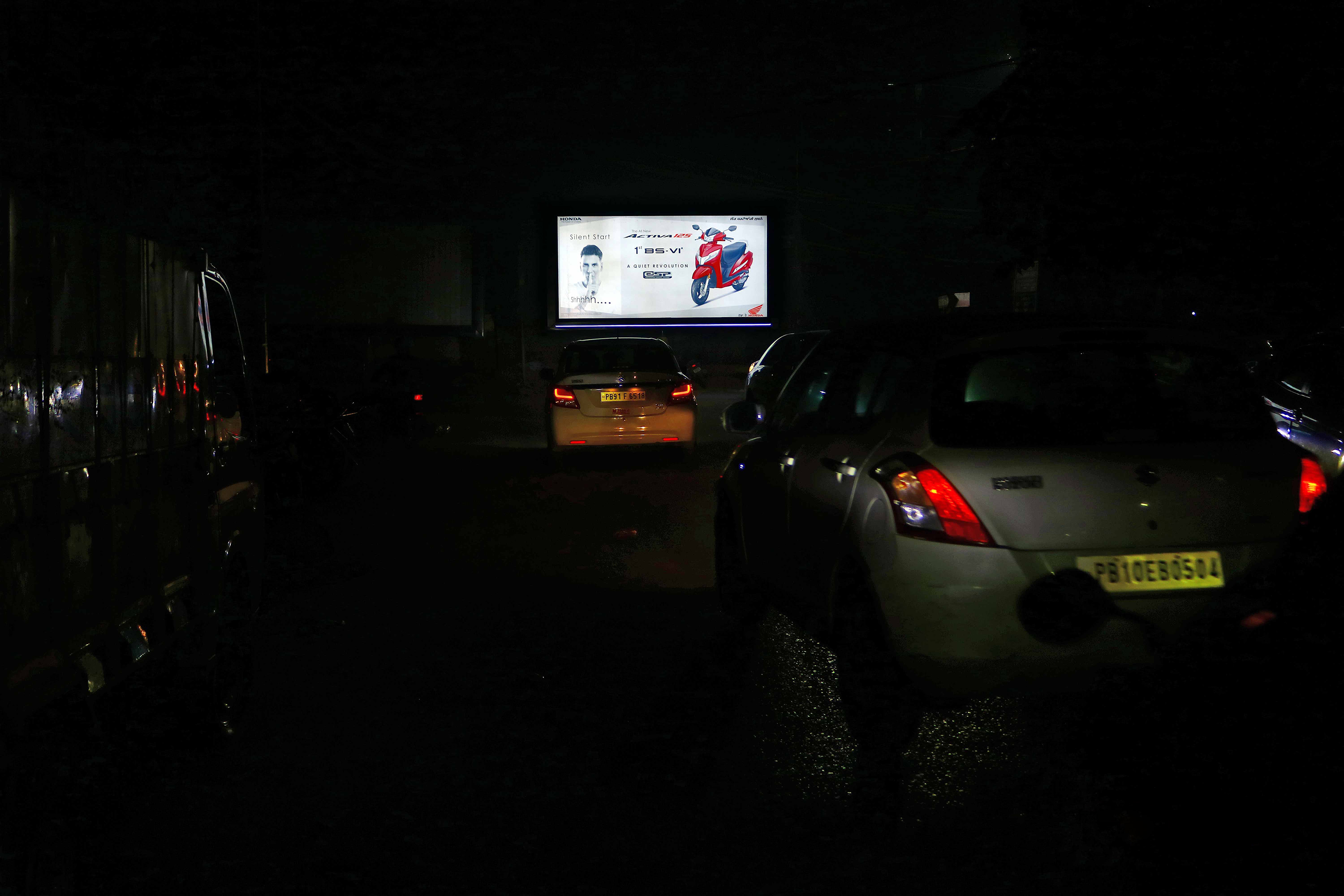 Feroze Gandhi Market -T Point2 - Right